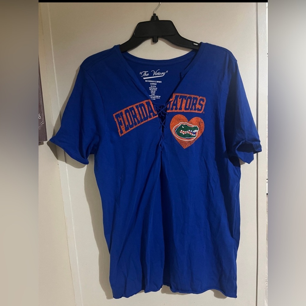 Gators Shirt L
